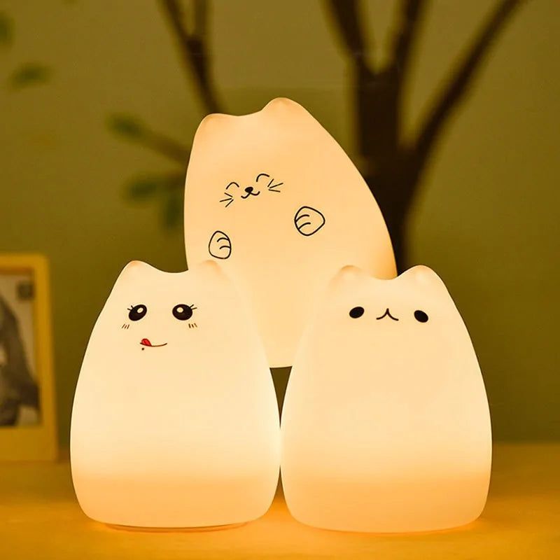 Lámpara LED de gatito (Pequeño con pilas // Grande con USB)